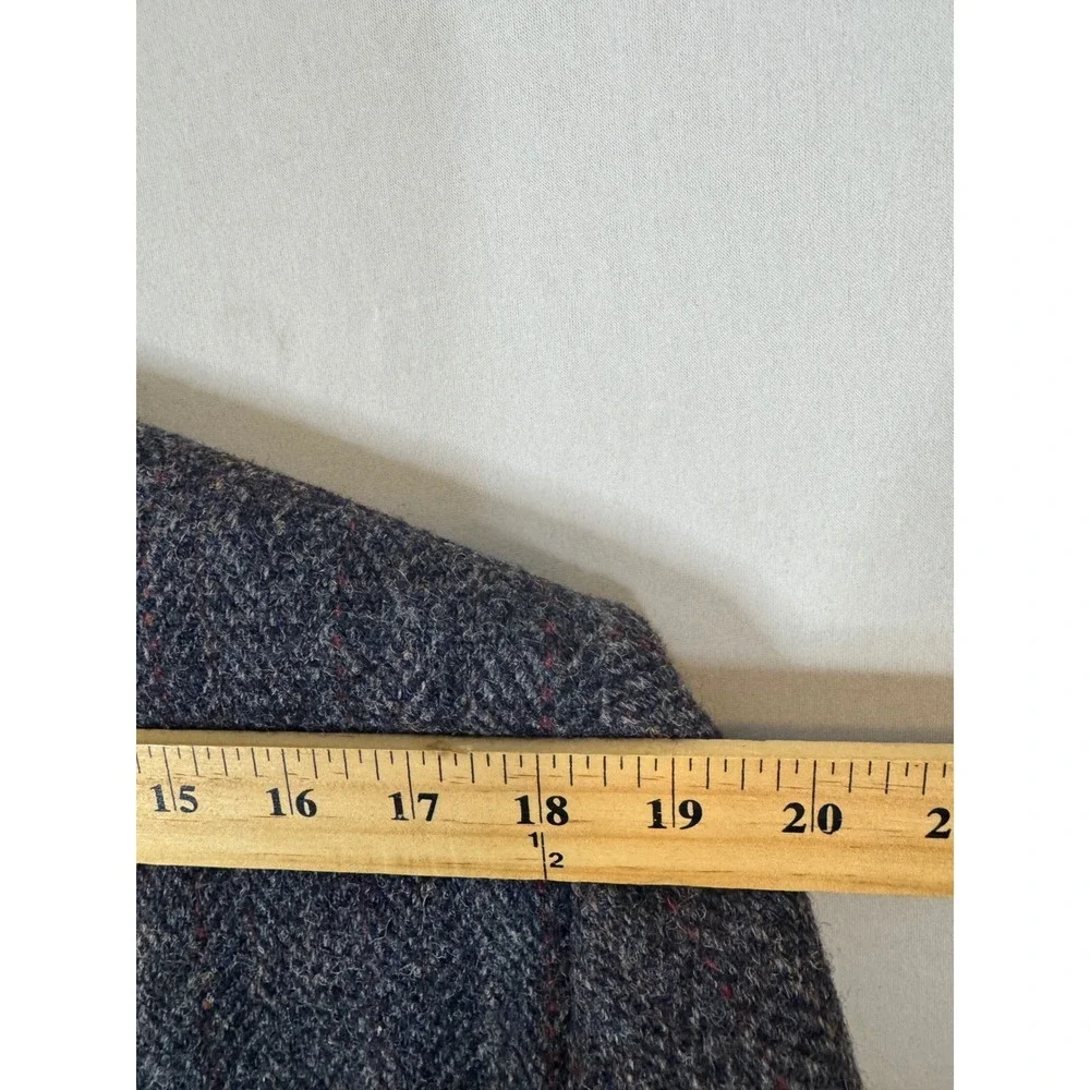 Harris Tweed The Bay Mens 44 / 42 Grey Herringbone Wool Blazer Sport Coat